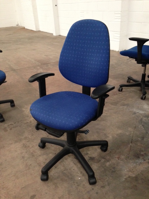 5 Function operators chair-image